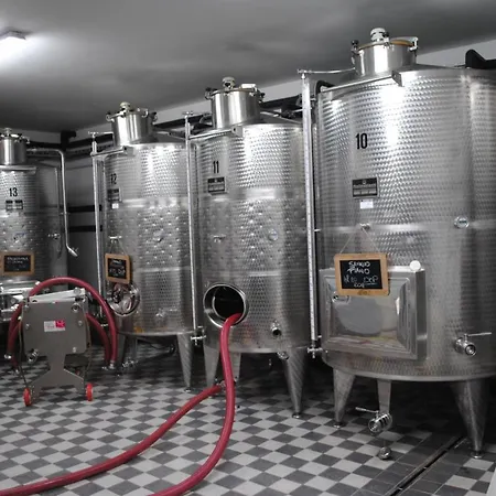 Cantina Morone Farm stay
